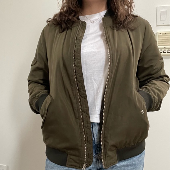 Zara bomber jacket - Picture 2 of 6